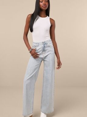 Lulus Danice Light Wash Denim Rhinestone Straight Leg Jeans Blue - Size M